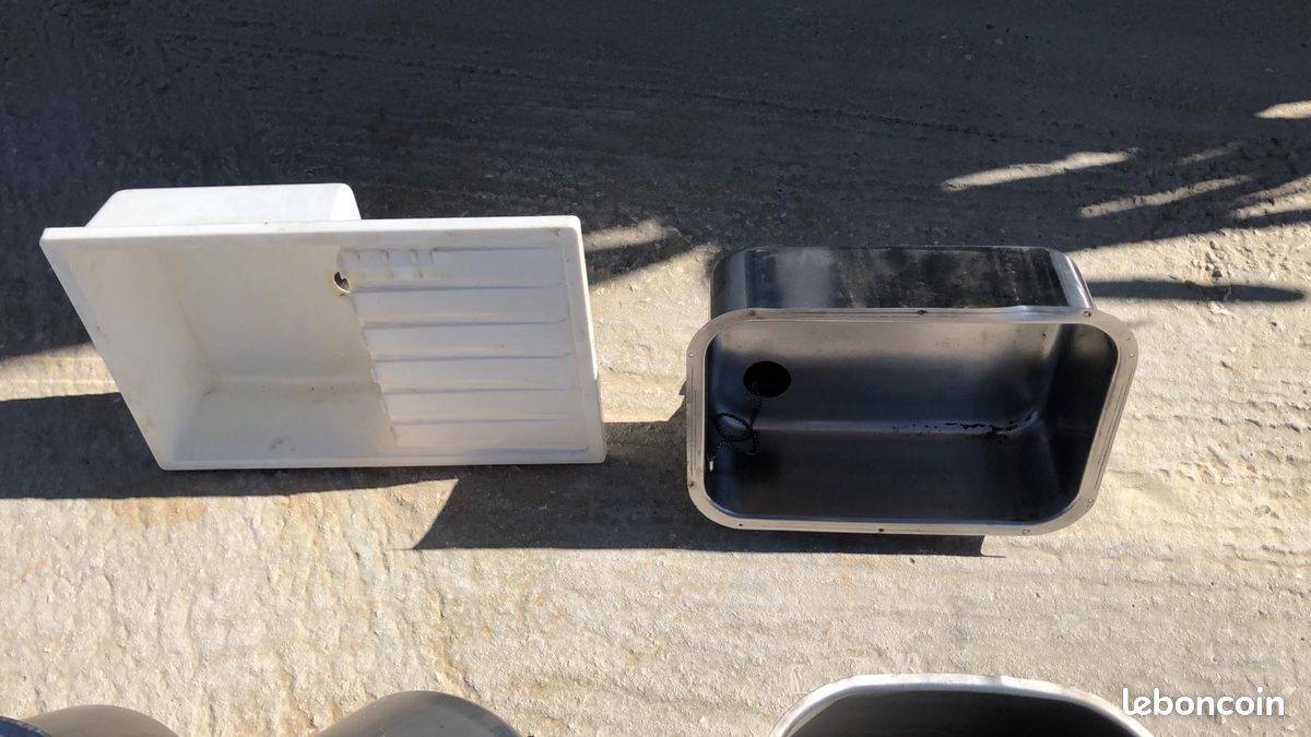 EVIERS EN INOX ET PLASTIQUE POUR BATEAUX โ Image 4