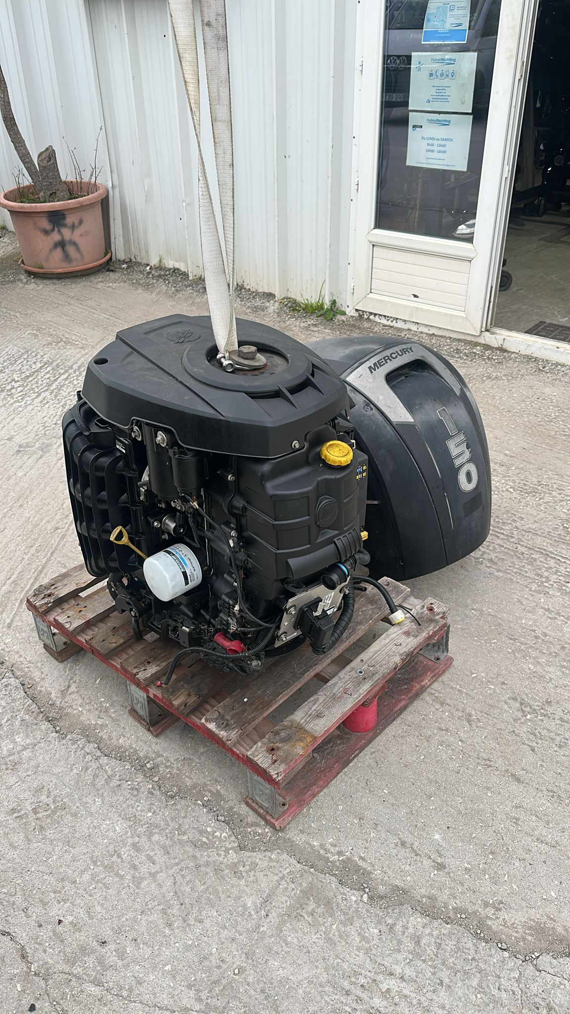 MERCURY 150CV EFI 4 TEMPS ARBRE EXTRAT LONG 2012 A REPARER